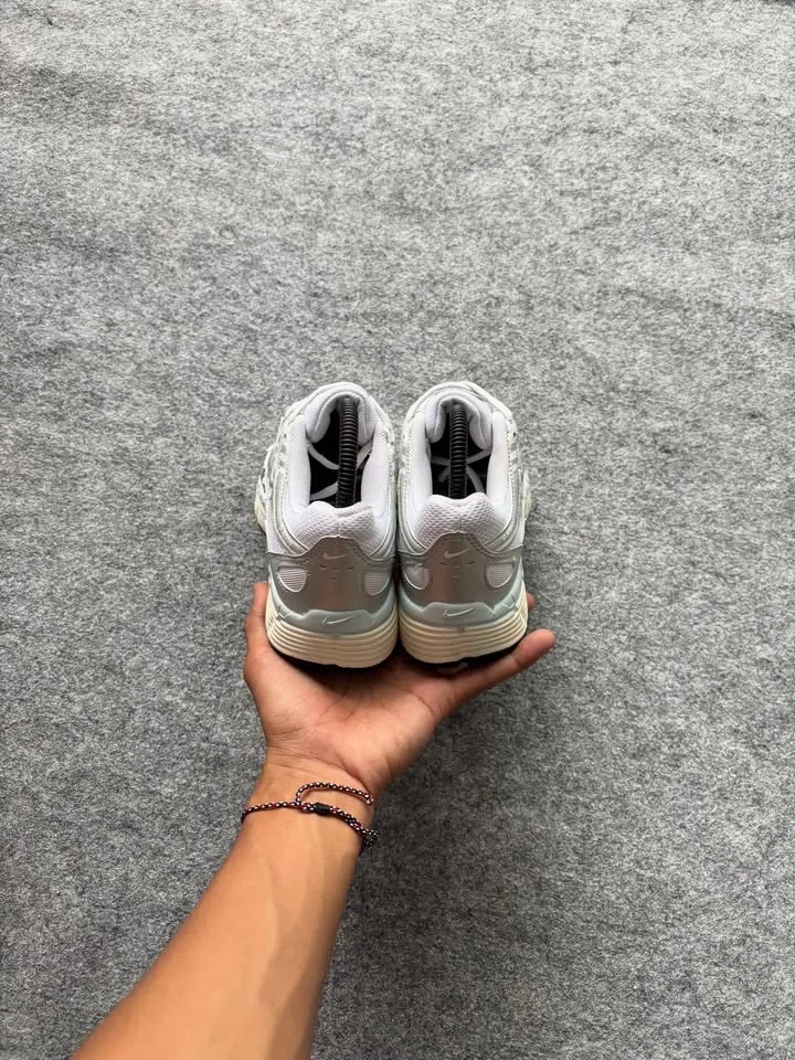 P-6000 white