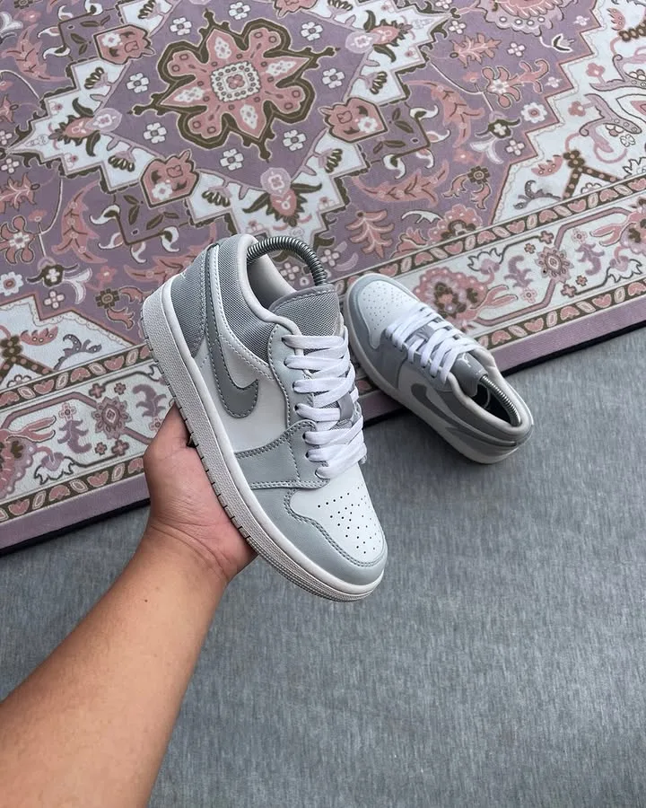 Nike Air Jordan 1 Low White Wolf gray