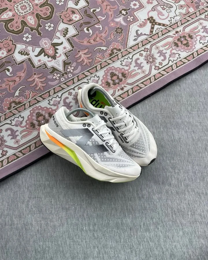 New Balance Sc Elite v4 FuelCel Green white