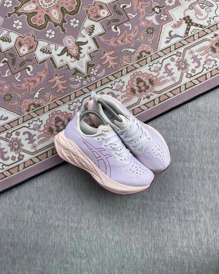 Asics Novablast White Shoting Sea  👇
