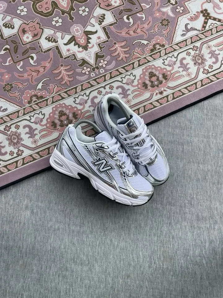 New Balance 740 White Shadow Grey Navy