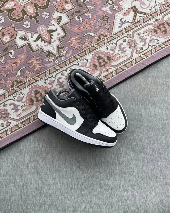Nike air jordan low