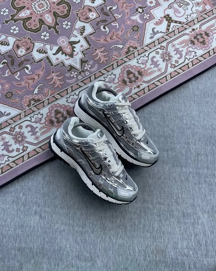 Nike P-6000 Methalic Silver