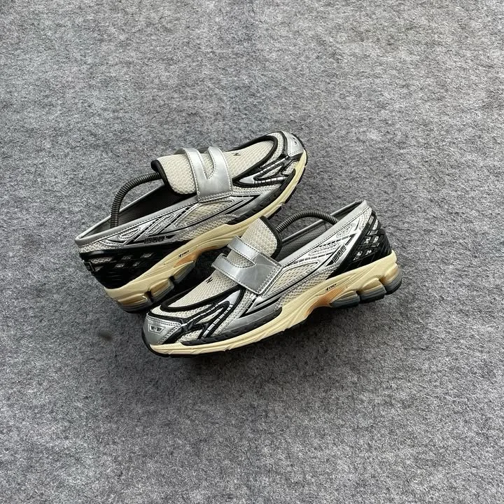 New Balance 1906L