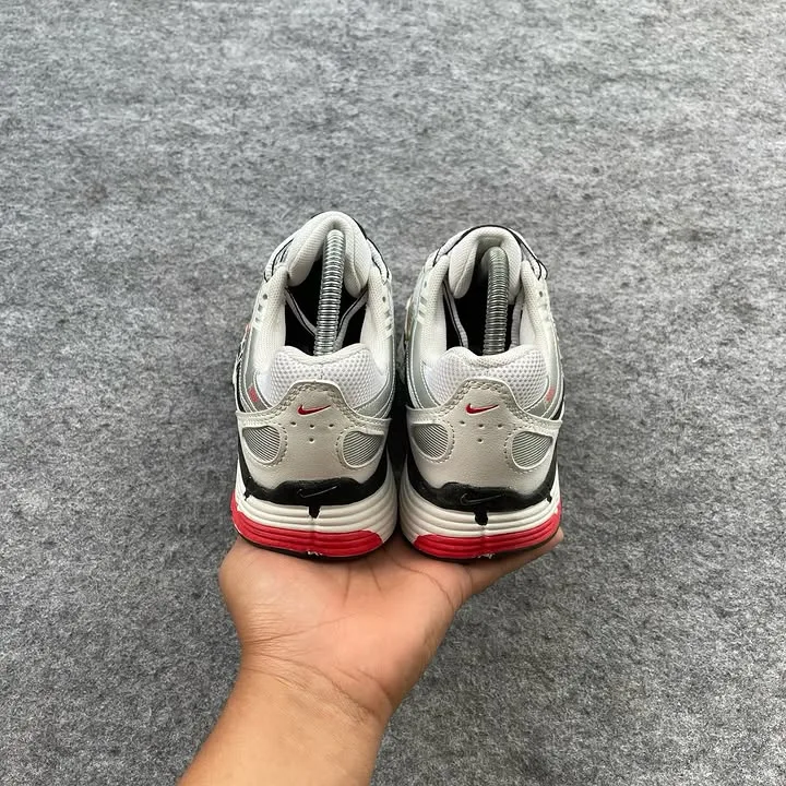 Nike p6000