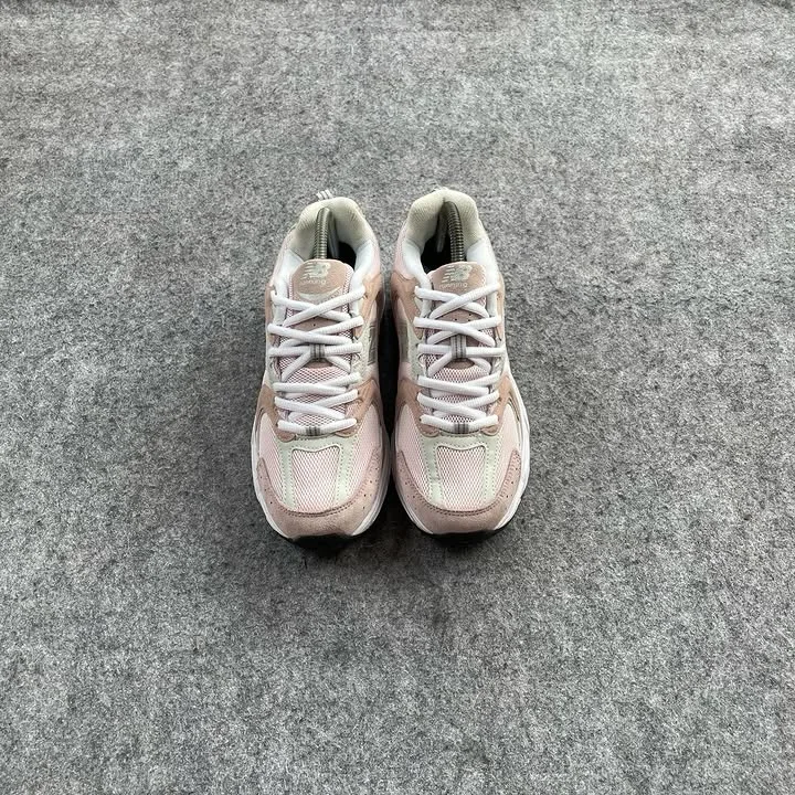 New Balance 530
