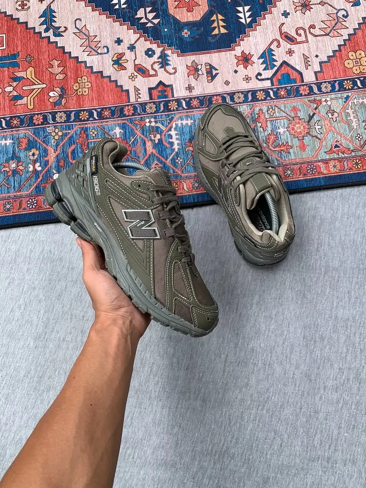 New Balance 1906R Cordura Olive
