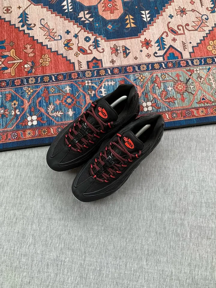 Nike Air Max 95 Big Bubble Black Crismon gray