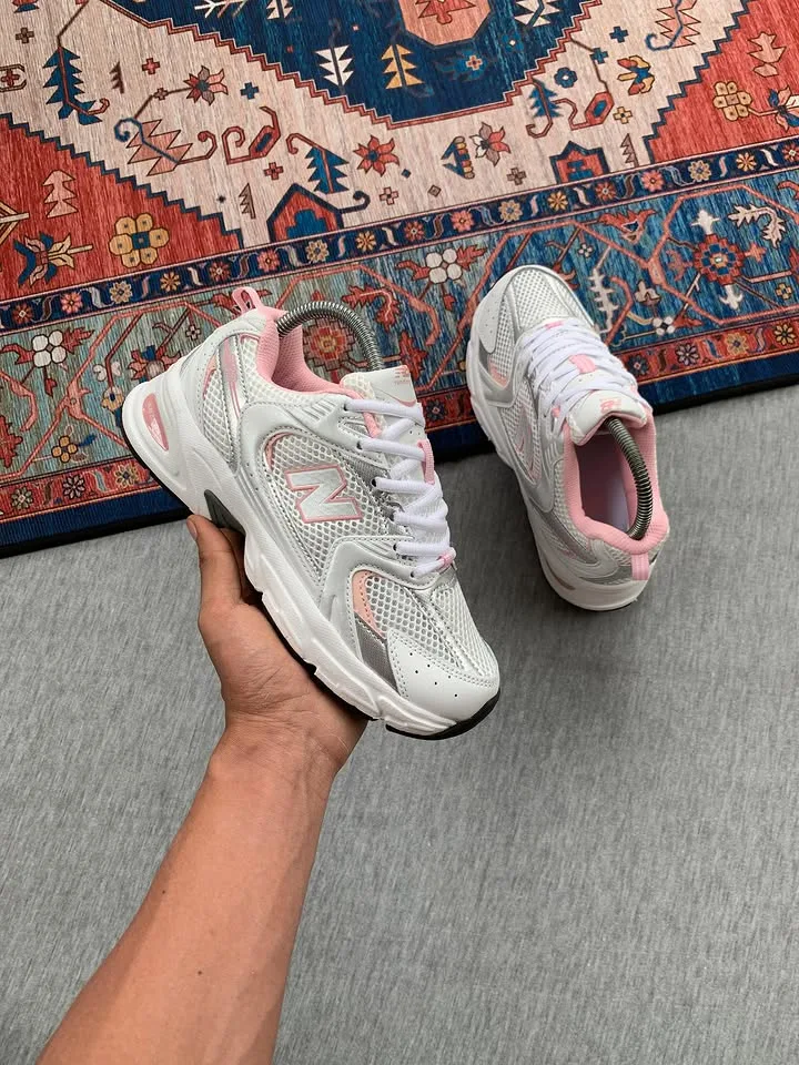 New Balance 530