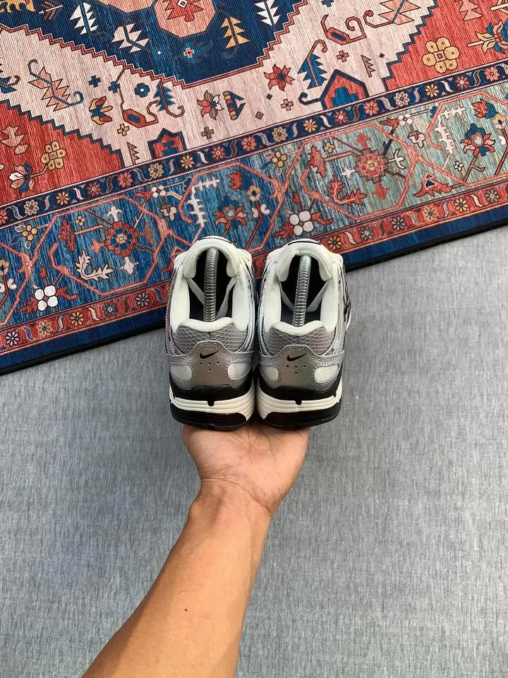 Nike P-6000 PRM Metallic Silver
