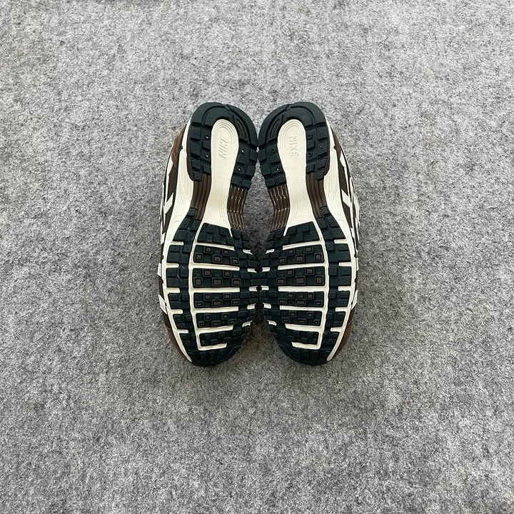 Nike p6000