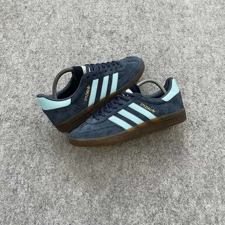 Adidas spezial