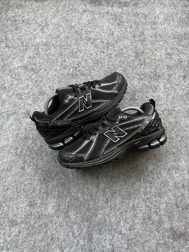 New Blance 1906r Black