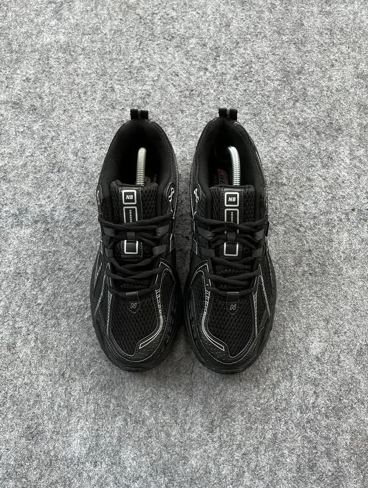 New Blance 1906r Black