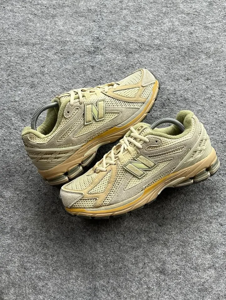 New balance 1906r Auralee