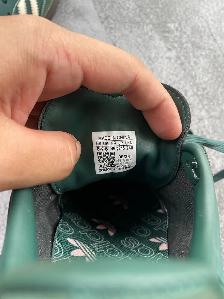 Adidas Samba OG Mineral Green