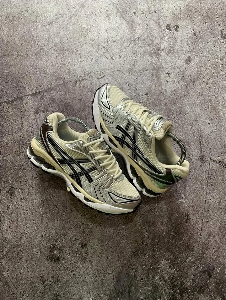 Asics Gel-Kayano 14 White Cream black