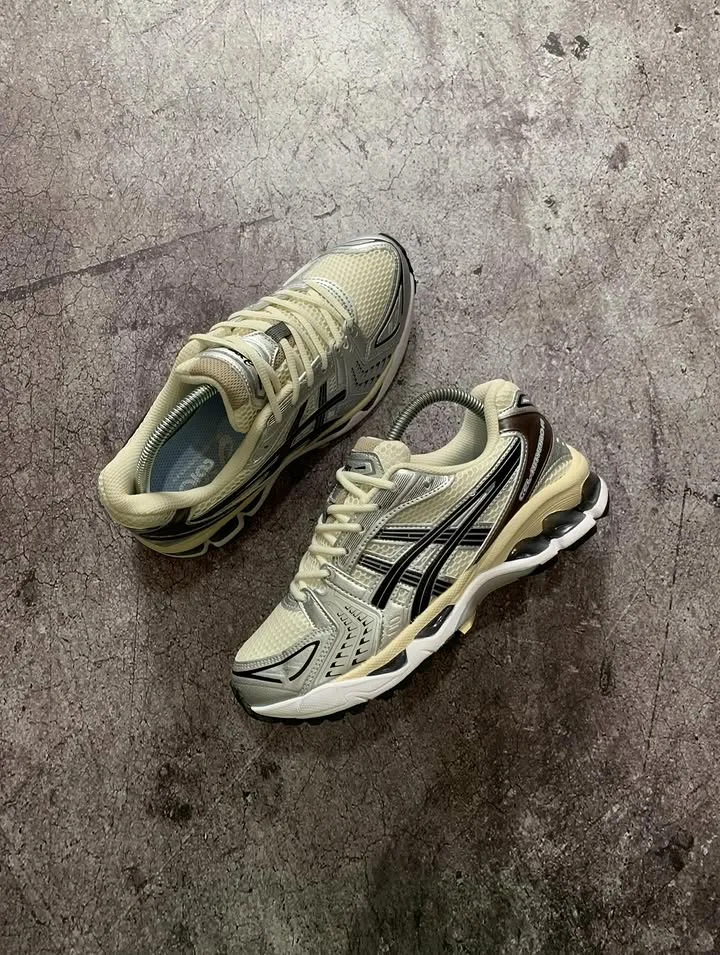Asics Gel-Kayano 14 White Cream black
