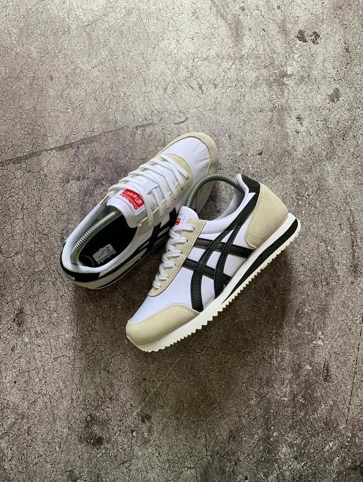 Onitsuka Tiger New York White black