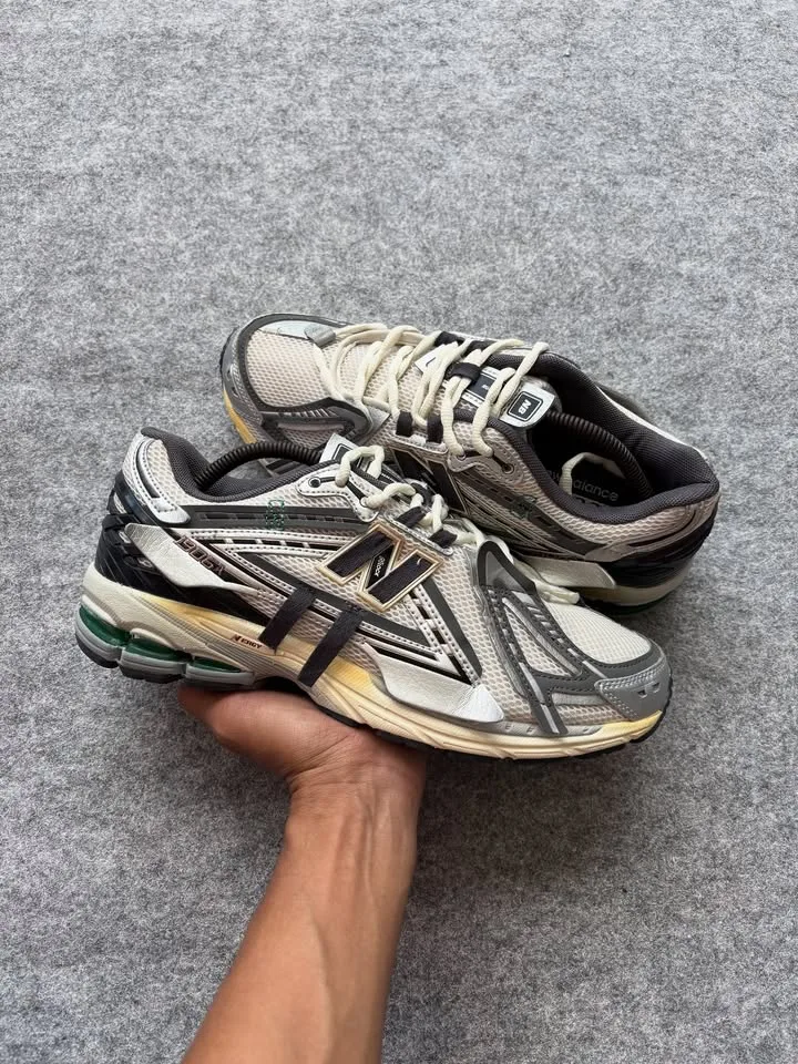 New balance 1906R