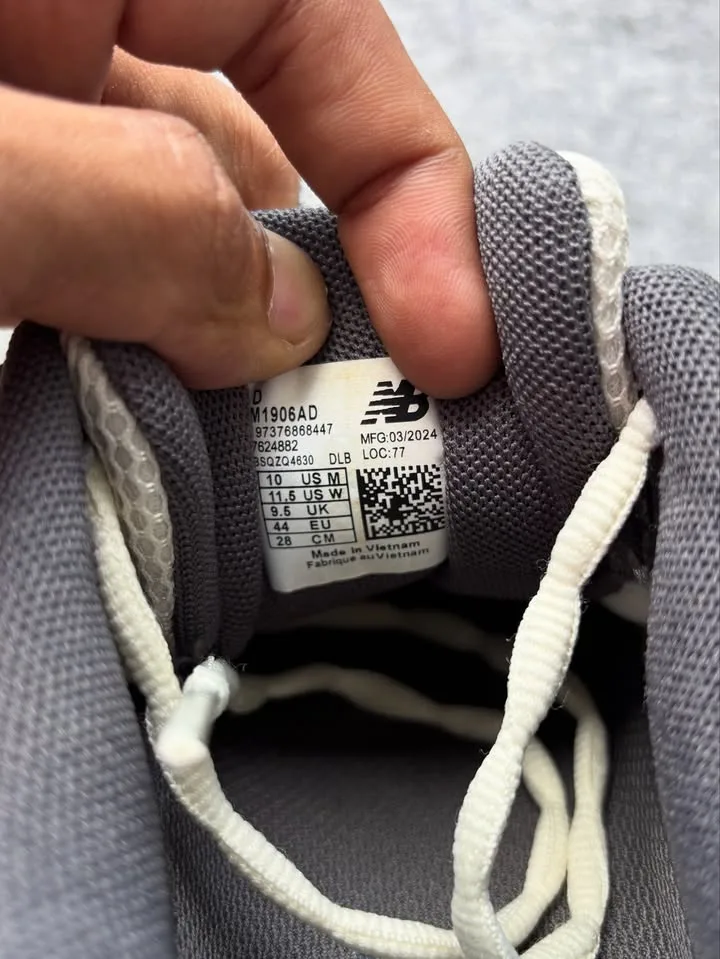 New balance 1906R