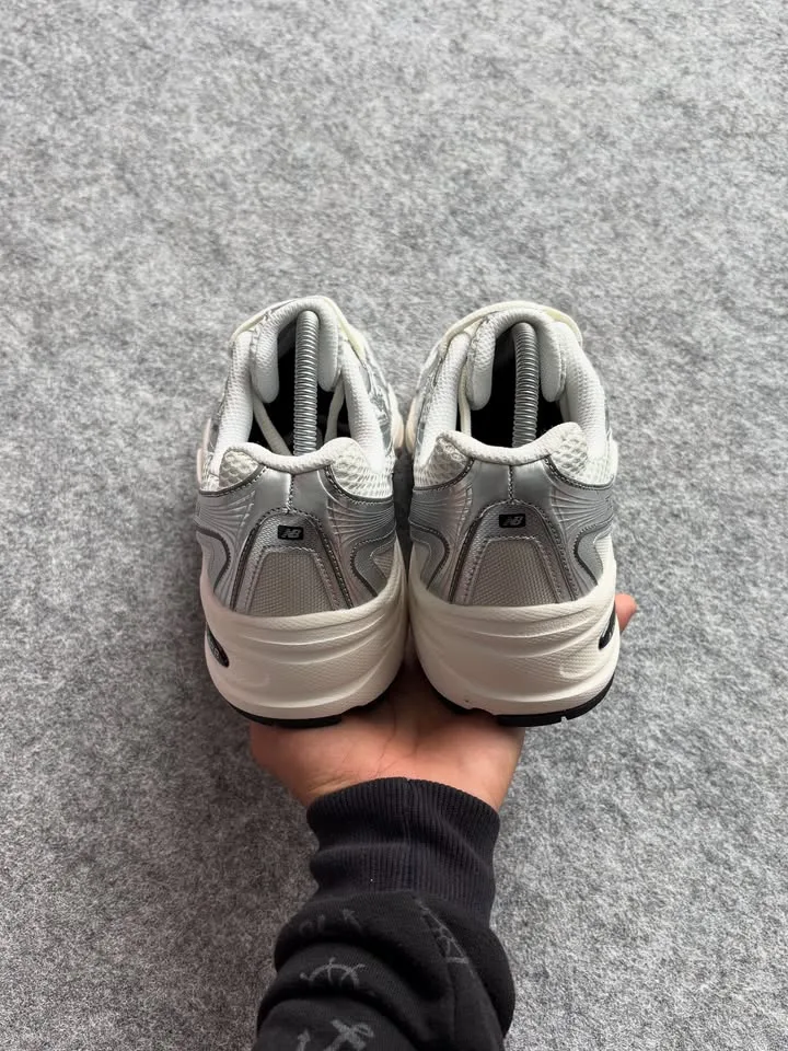 New balance 740
