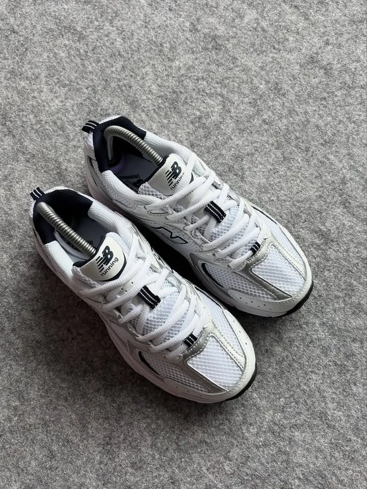 New balance 530