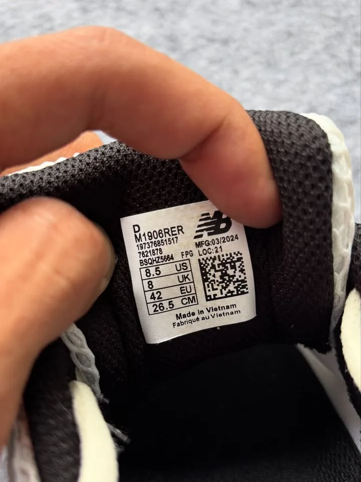 New balance 1906R