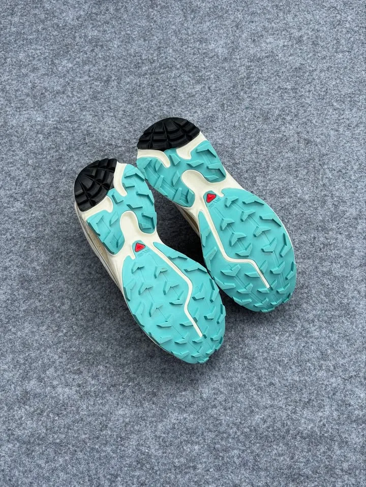 Salomon XT6 LAB