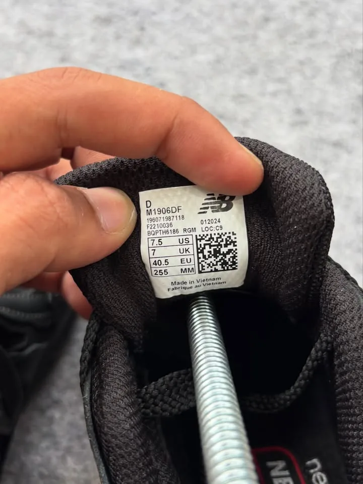 New balance 1906R