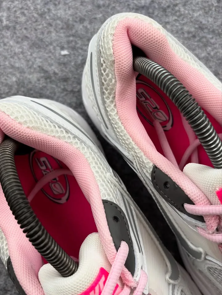 Nike zoom vomero 5