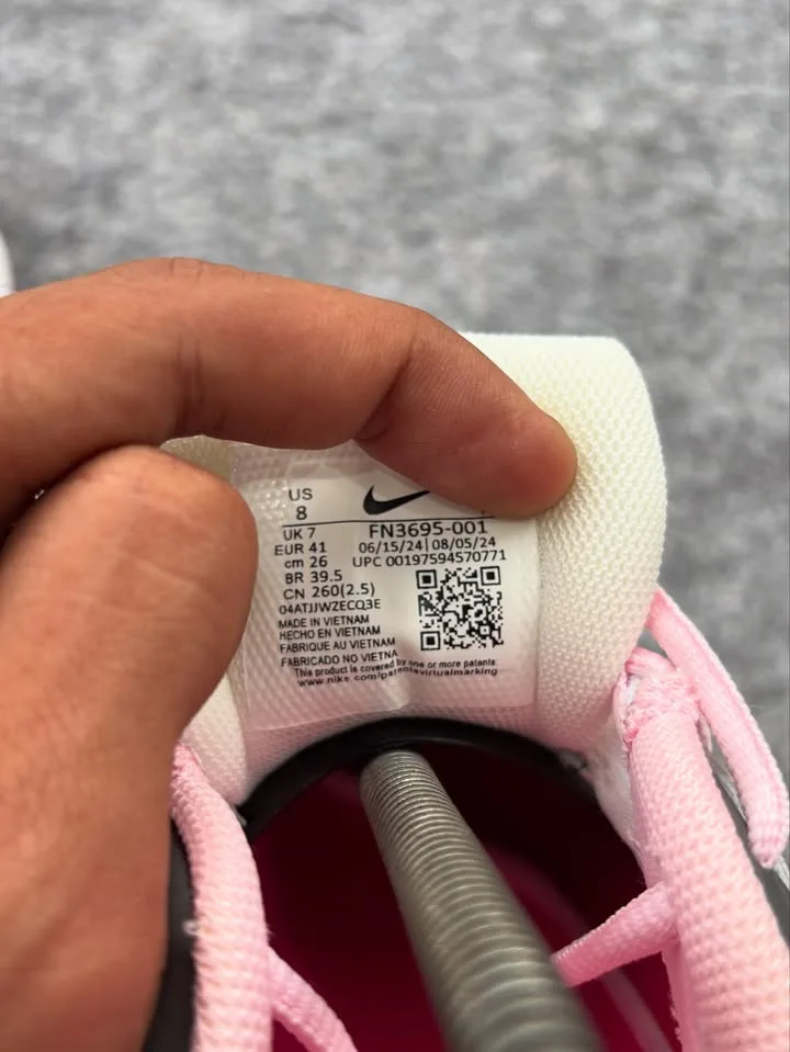 Nike zoom vomero 5